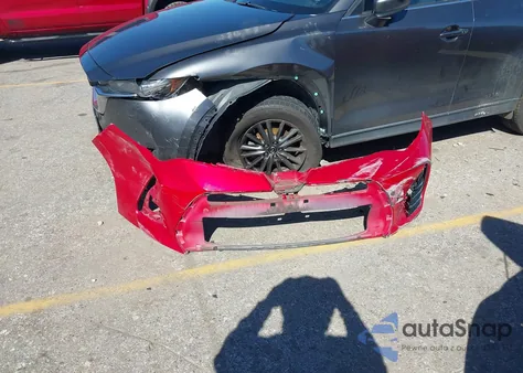 2017 Toyota Corolla Se z USA, uszkodzony, nr VIN 5YFBURHEXHP592879